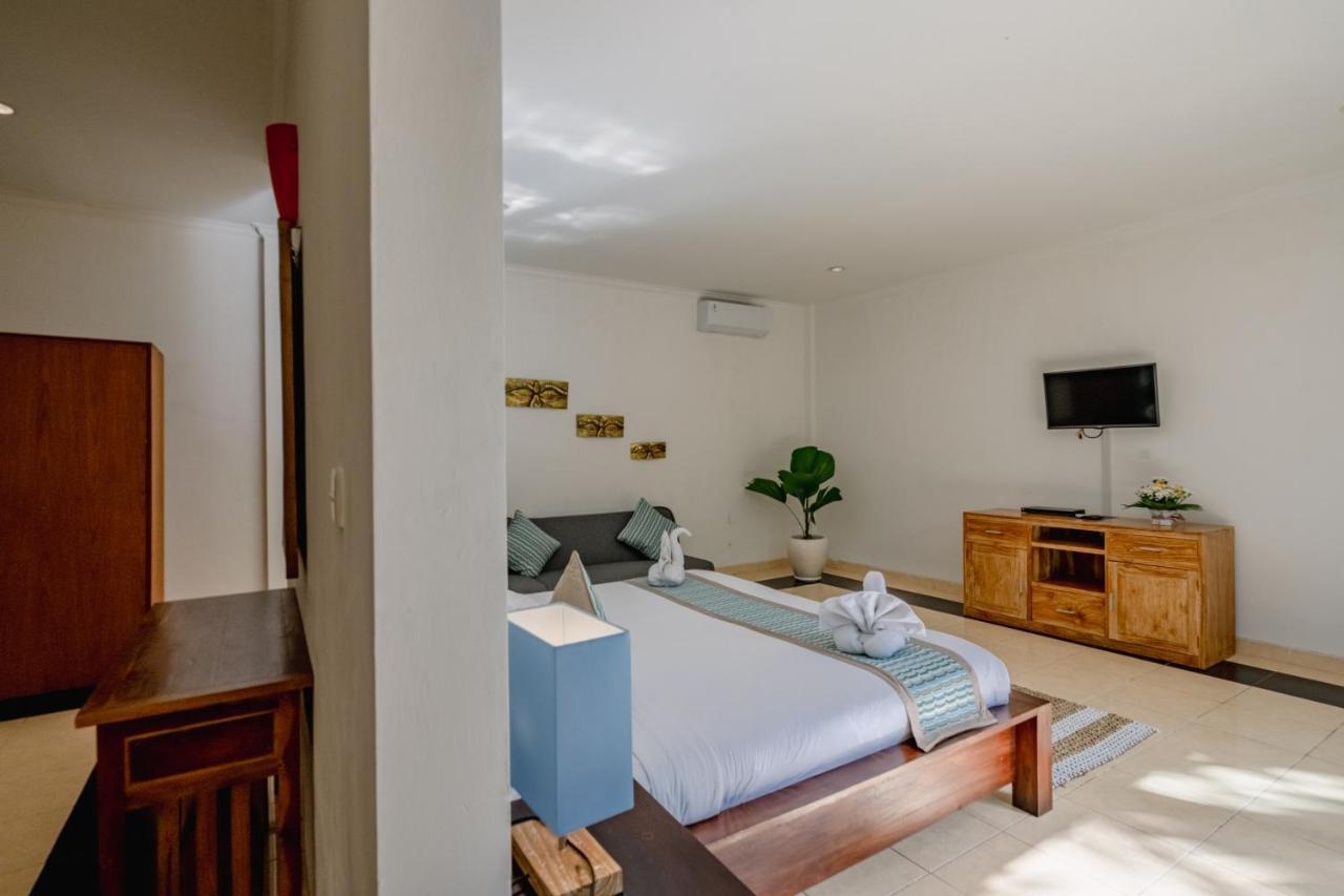 Villa Alleira Seminyak By Best Deals Asia Hospitality Exteriör bild