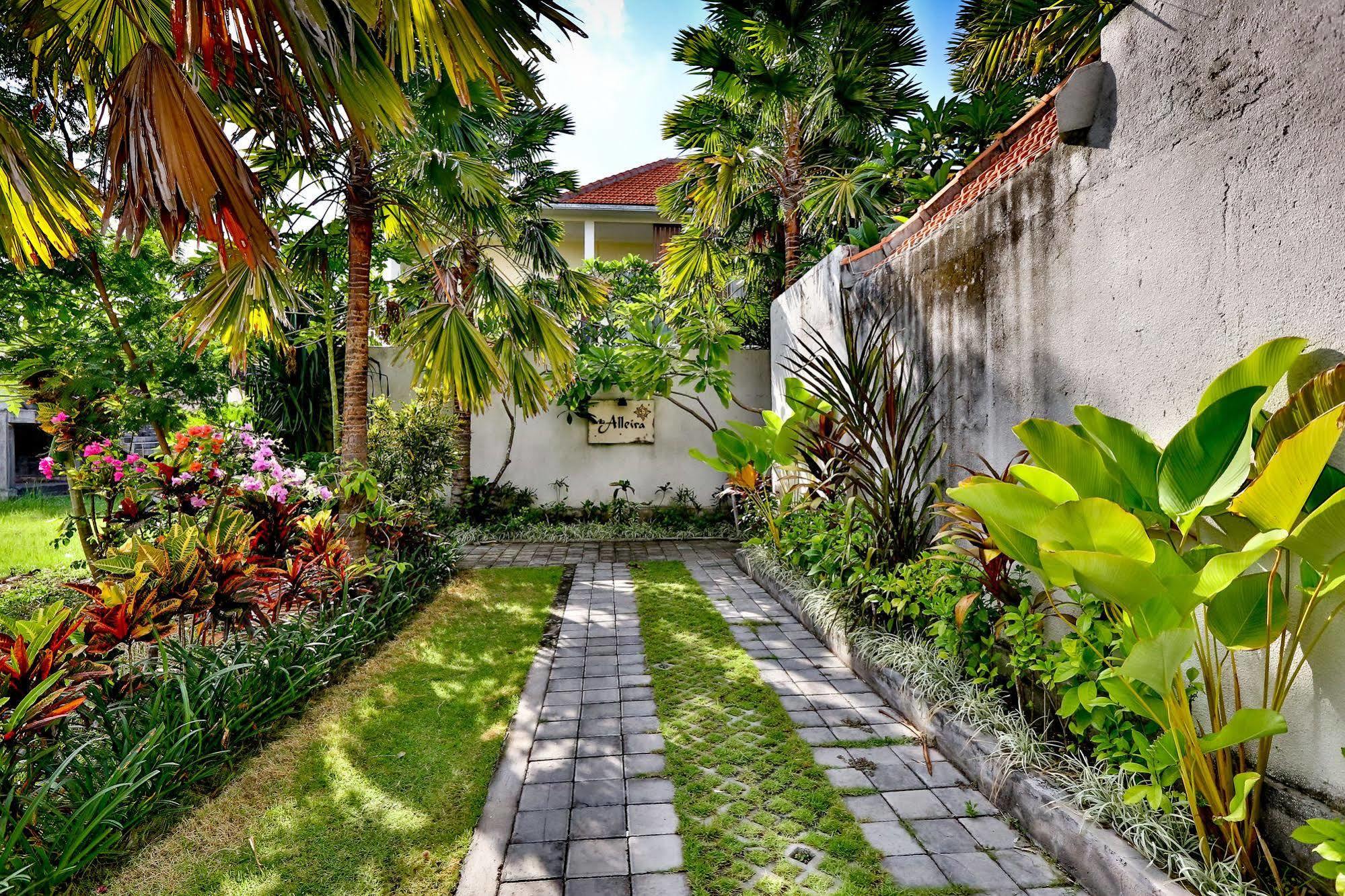 Villa Alleira Seminyak By Best Deals Asia Hospitality Exteriör bild